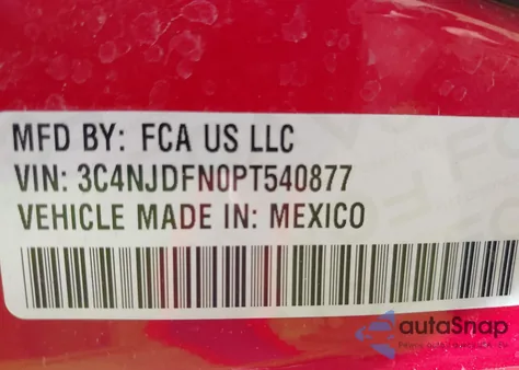 2023 Jeep Compass Latitude Lux Fwd z USA, uszkodzony, nr VIN 3C4NJDFN0PT540877